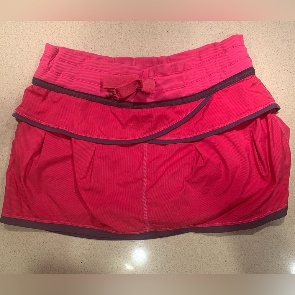 LULU LEMON Pink Athletic Skirt with Ruffle Detail
